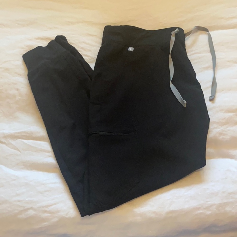 FIGS Zamora Jogger Scrub Pant